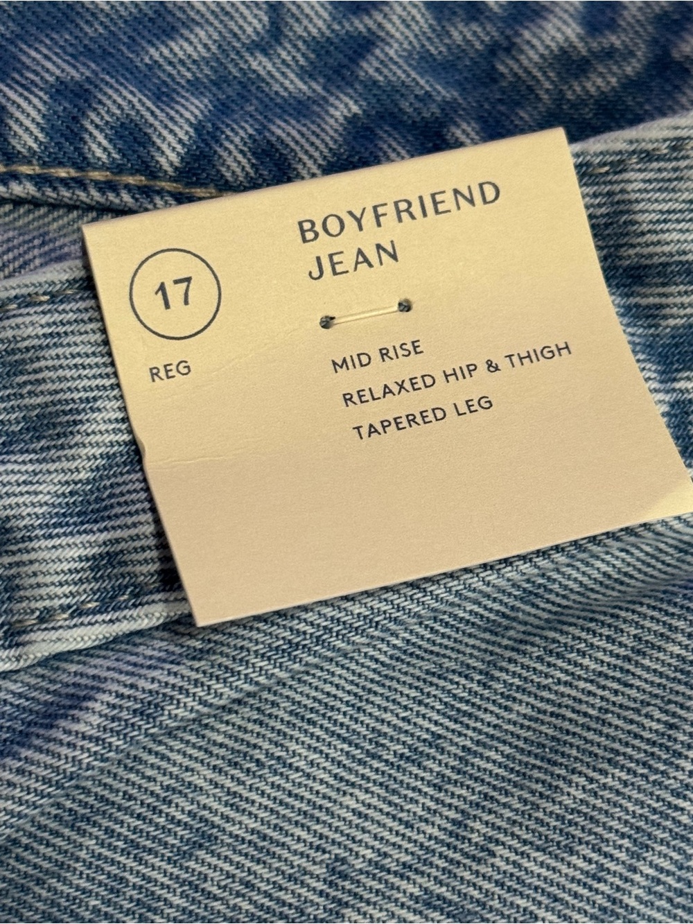 Universal Thread Mid-Rise Painter Boyfriend Jeans Sz 17 NWT - Picture 4 of 15
